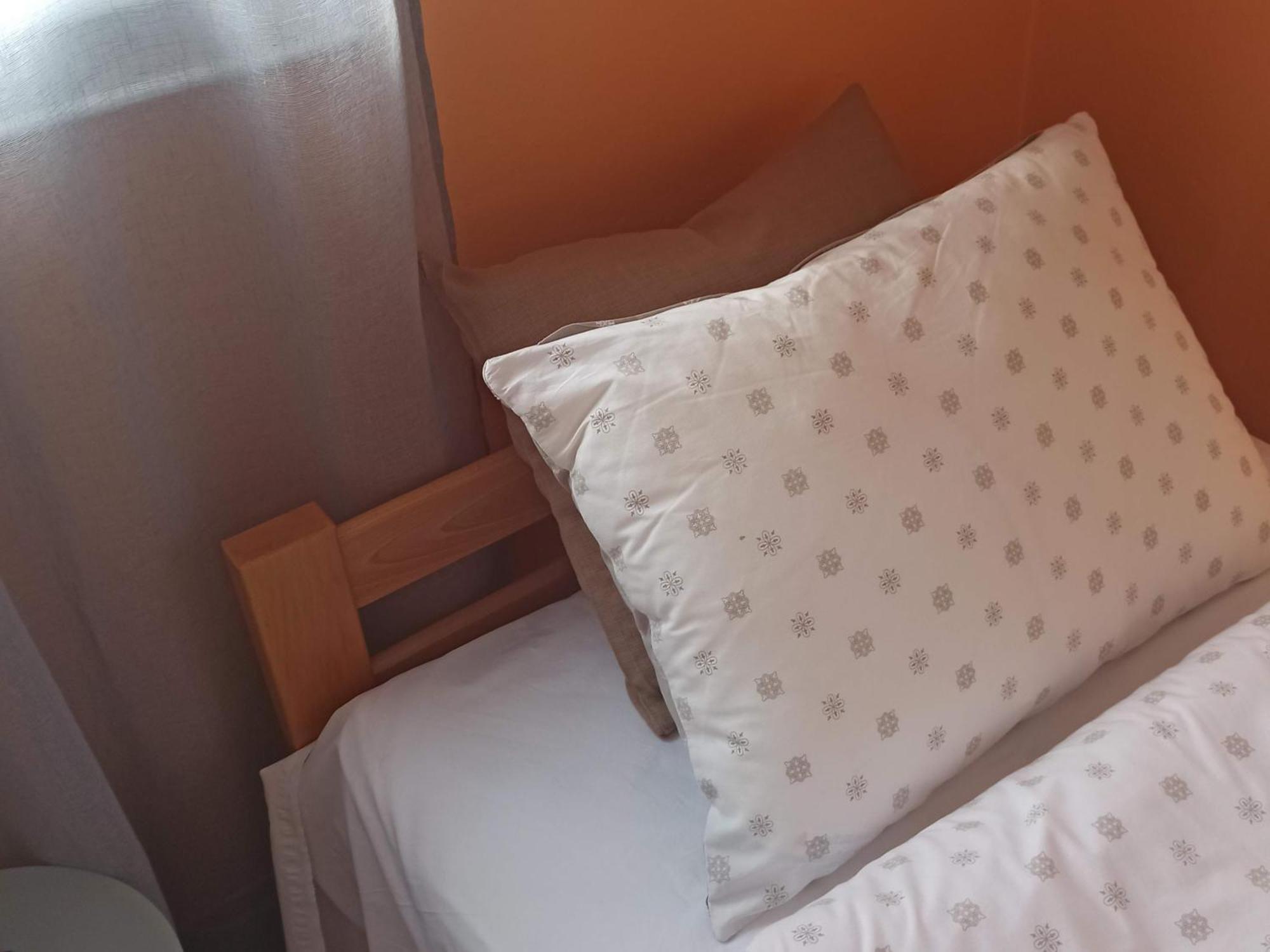 Despot s haus Appartement Kremna Kamer foto